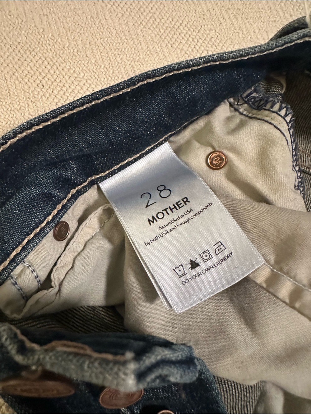MOTHER Women’s Skinny Jeans in Indigo Blue - Picture 4 of 5